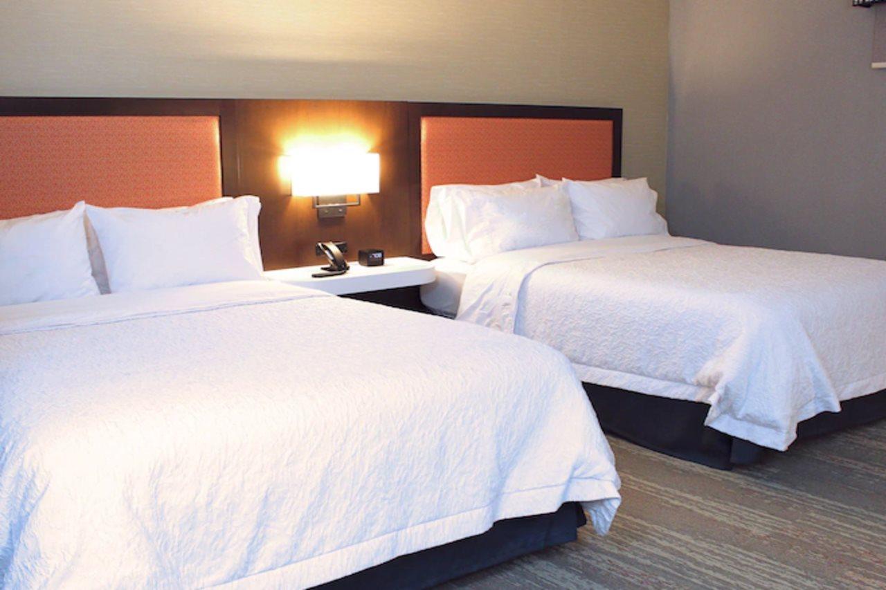 Hampton Inn Buffalo - Амхърст Екстериор снимка