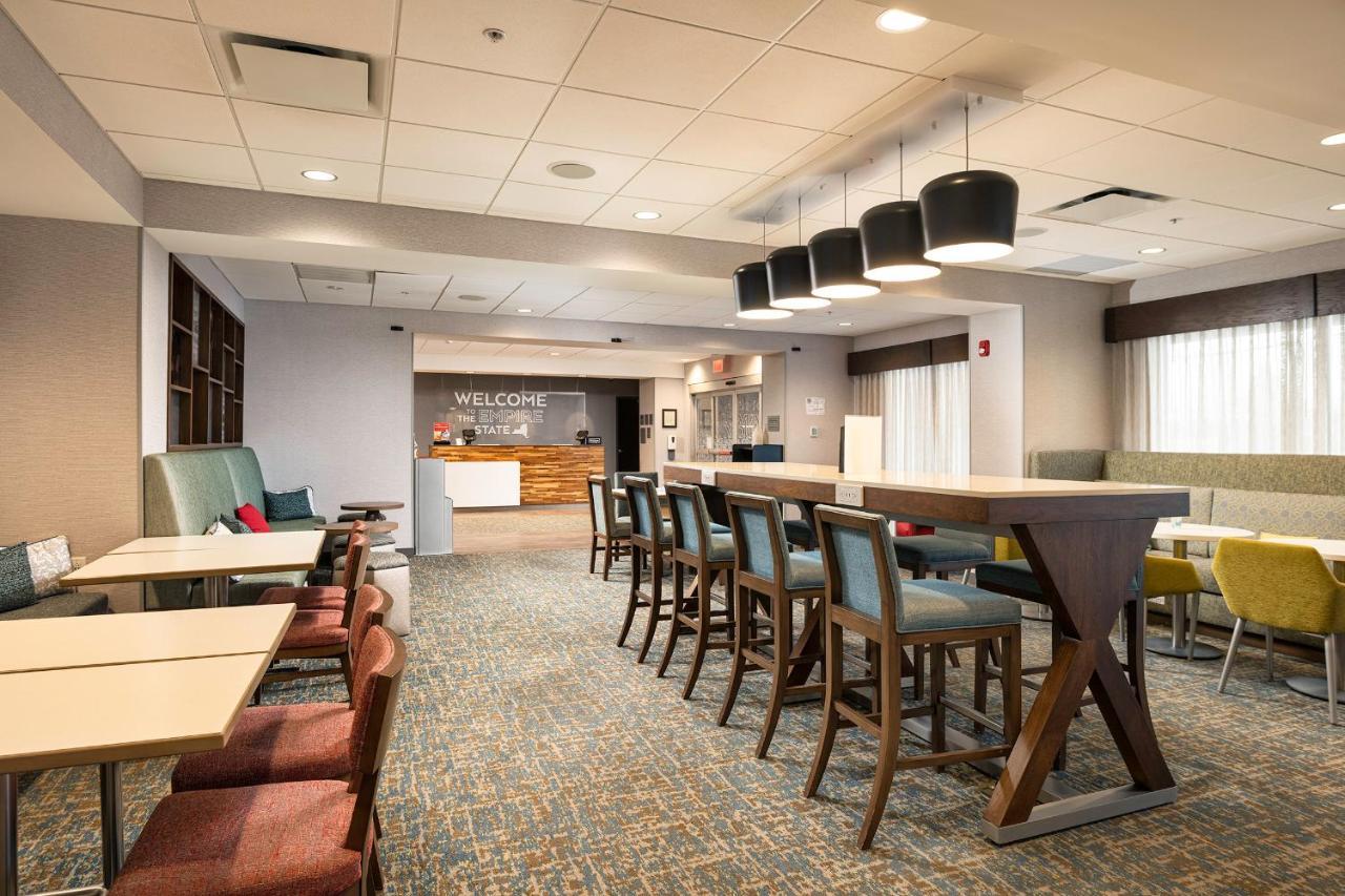 Hampton Inn Buffalo - Амхърст Екстериор снимка