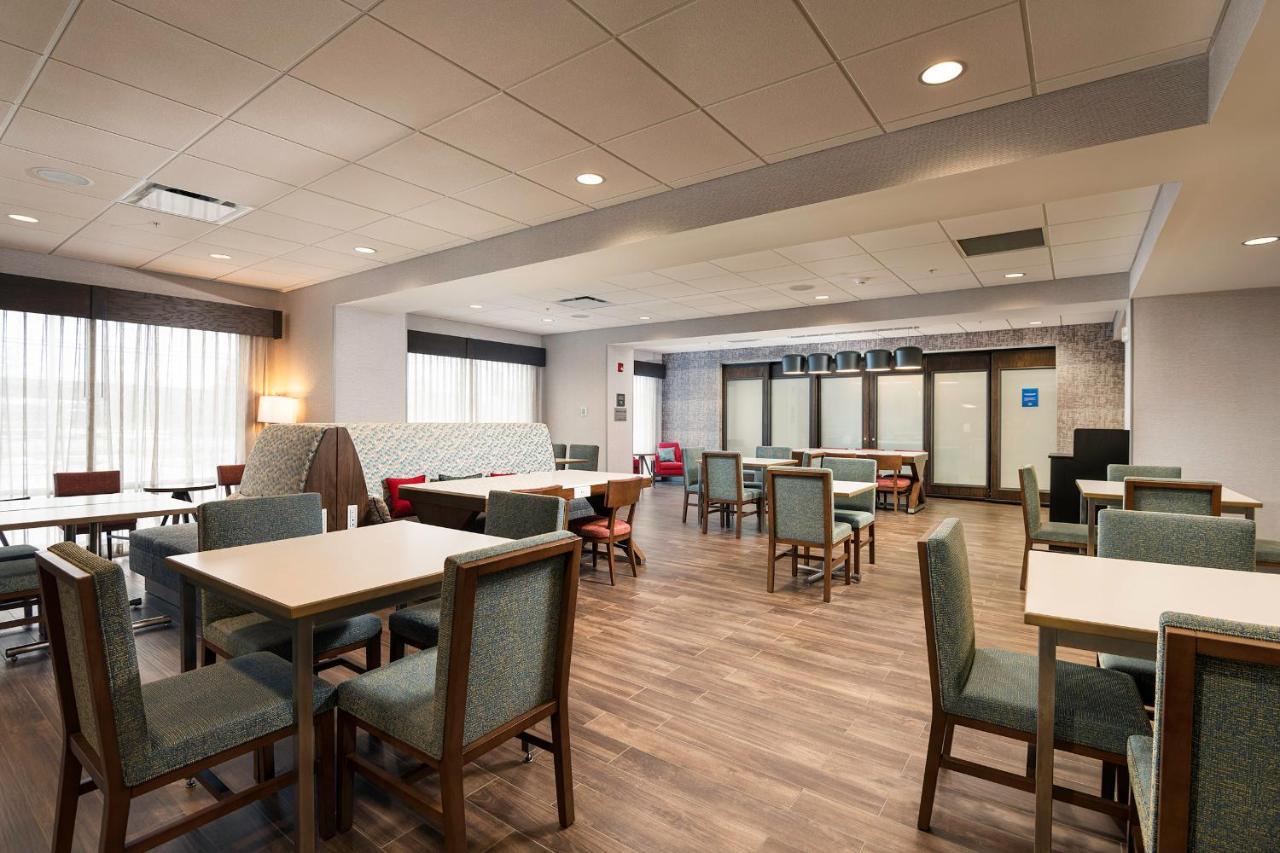 Hampton Inn Buffalo - Амхърст Екстериор снимка