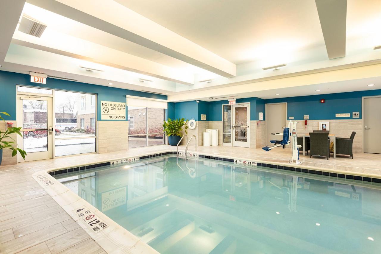 Hampton Inn Buffalo - Амхърст Екстериор снимка