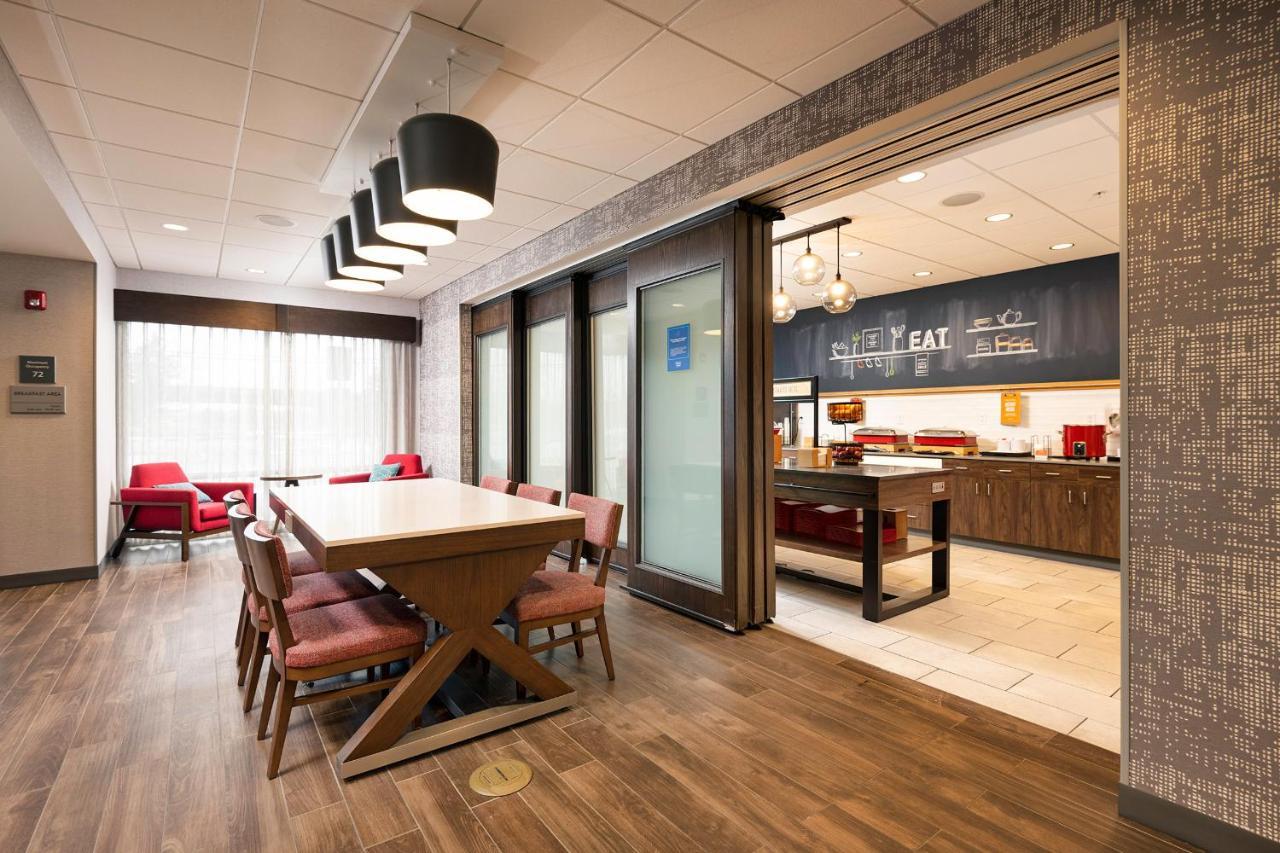 Hampton Inn Buffalo - Амхърст Екстериор снимка
